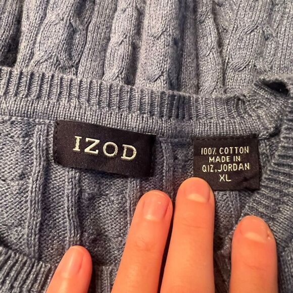 Izod blue 100% cotton cable knit sweater. Size xl - Picture 3 of 7